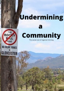 4-poster_Undermining-a-community